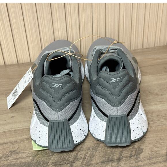 Reebok Zig Dynamica 4 Running Shoes Size Mens 9 Womens 10.5 main image 11
